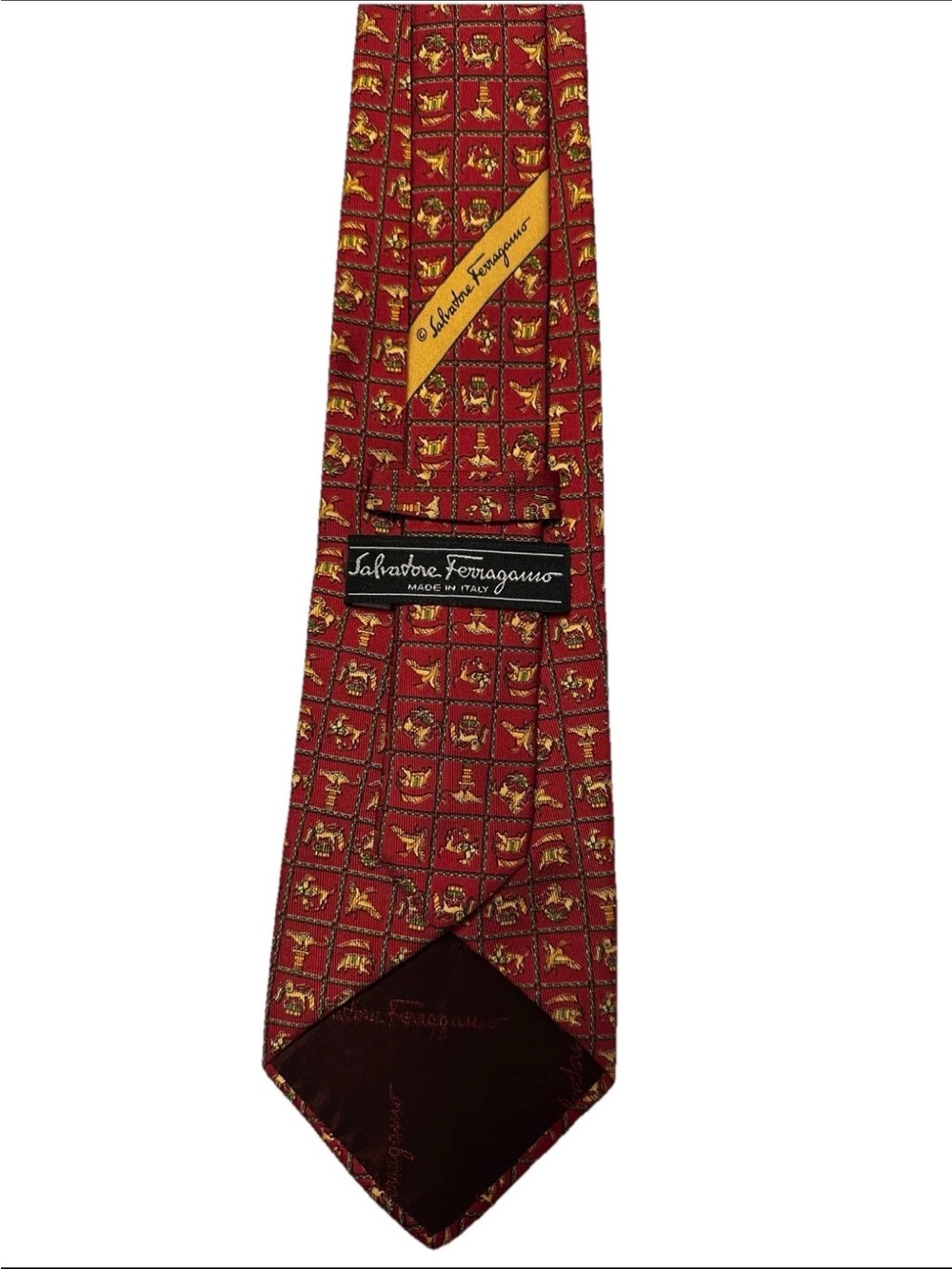 Salvatore Ferragamo Red Silk Tie 3.75x59 Animal Dog Horse Duck Italy Necktie